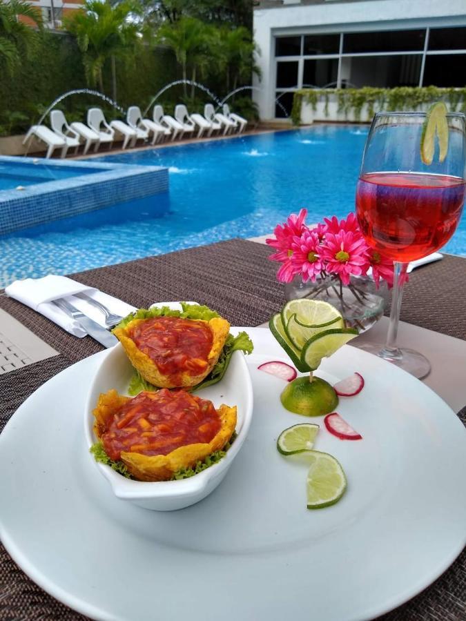 Hotel Blue 66 Кали Екстериор снимка
