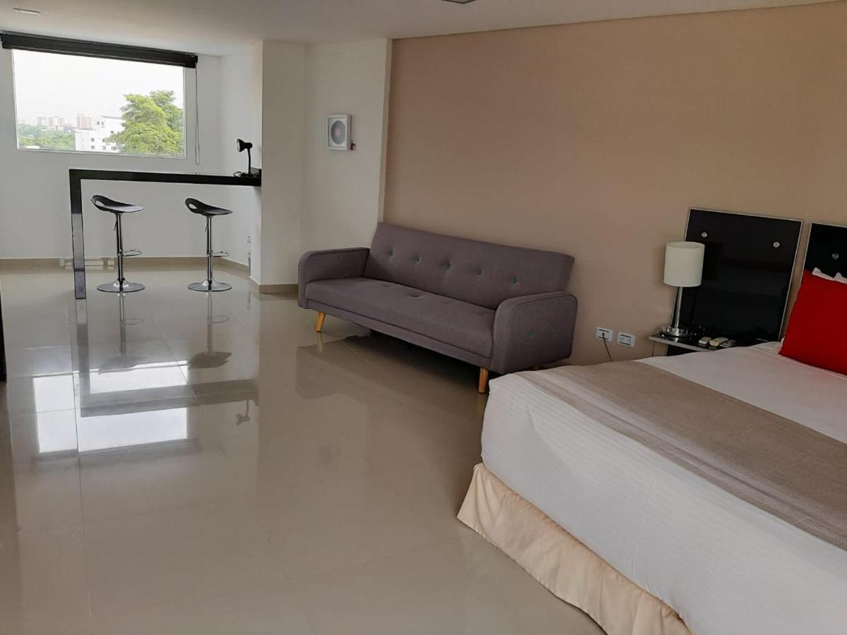 Hotel Blue 66 Кали Екстериор снимка