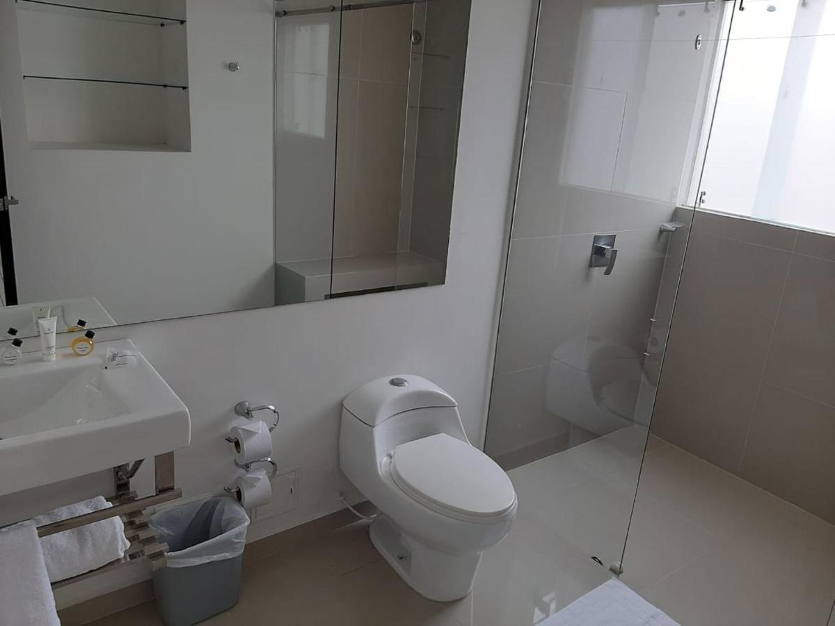Hotel Blue 66 Кали Екстериор снимка