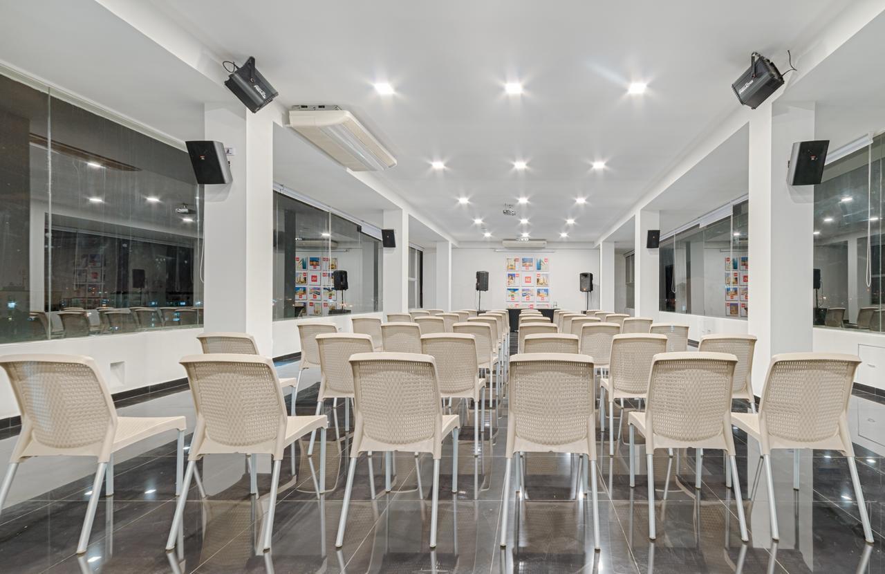Hotel Blue 66 Кали Екстериор снимка